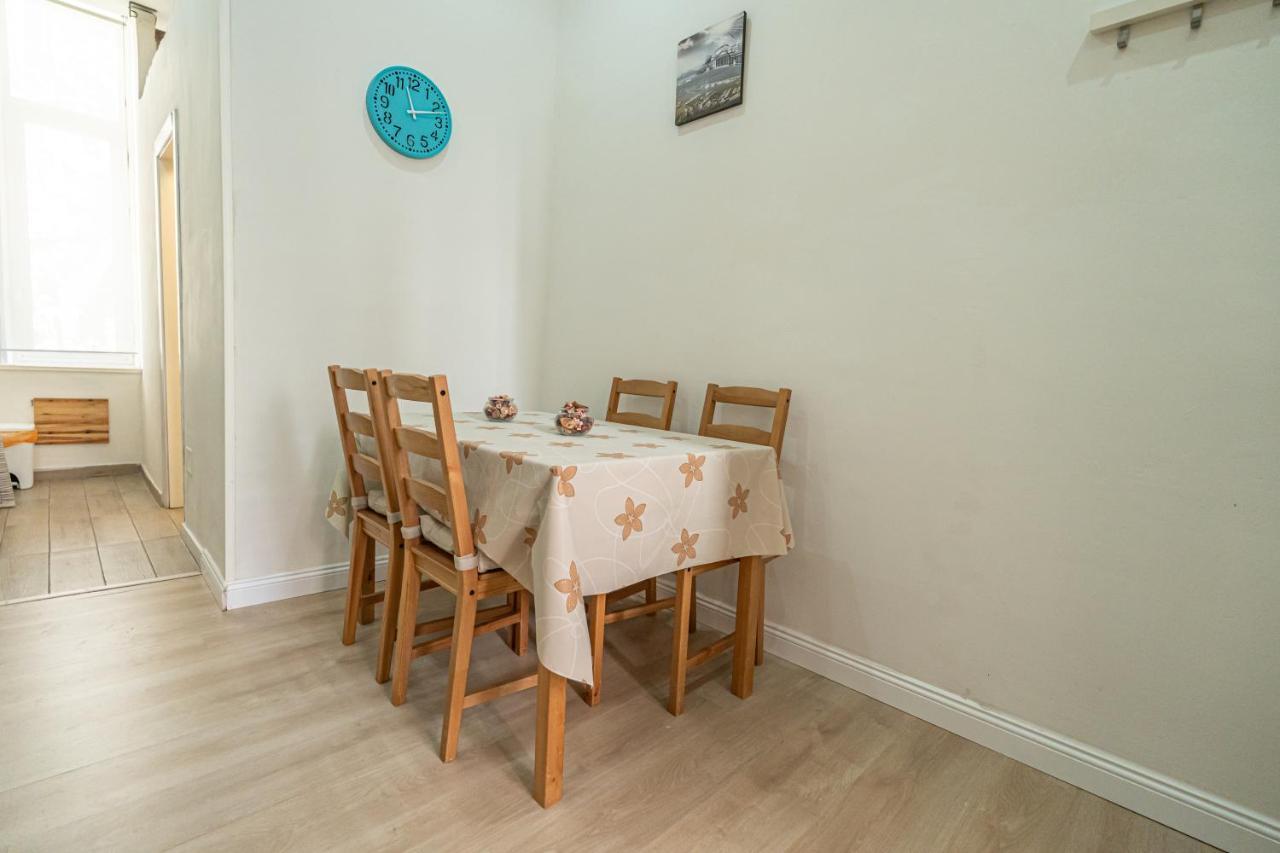 Casa Vacanze Decumano 18 Неаполь Экстерьер фото